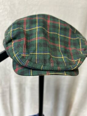 BABY GAP Green Plaid Newsboy Cap with Red and Yellow Accents Size 6-12 Months.